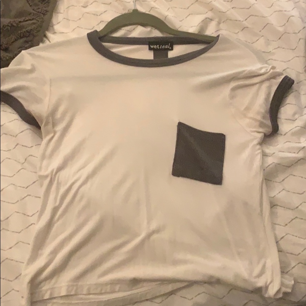 white pocket tshirt